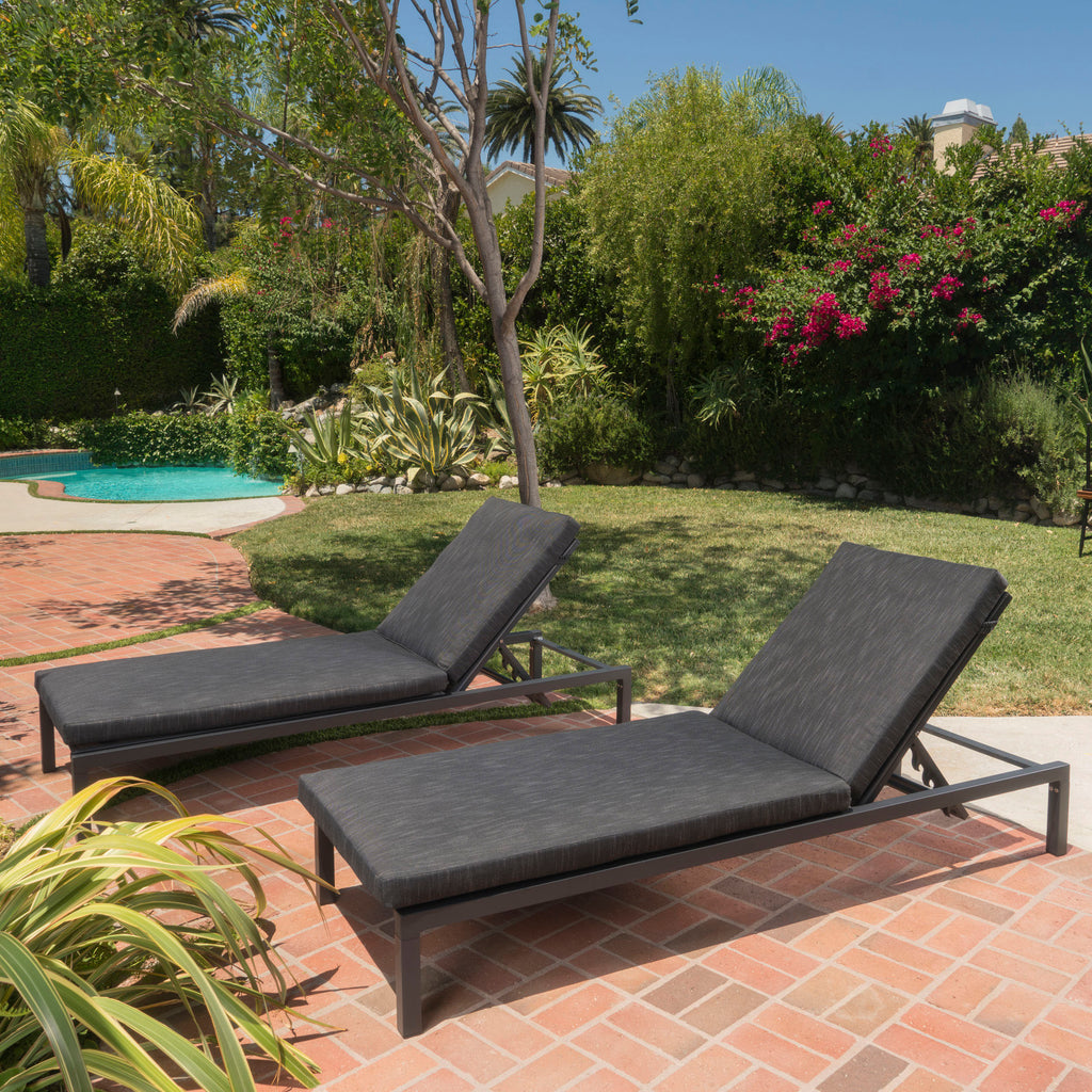 Navan Chaise Lounge - Dark Gray