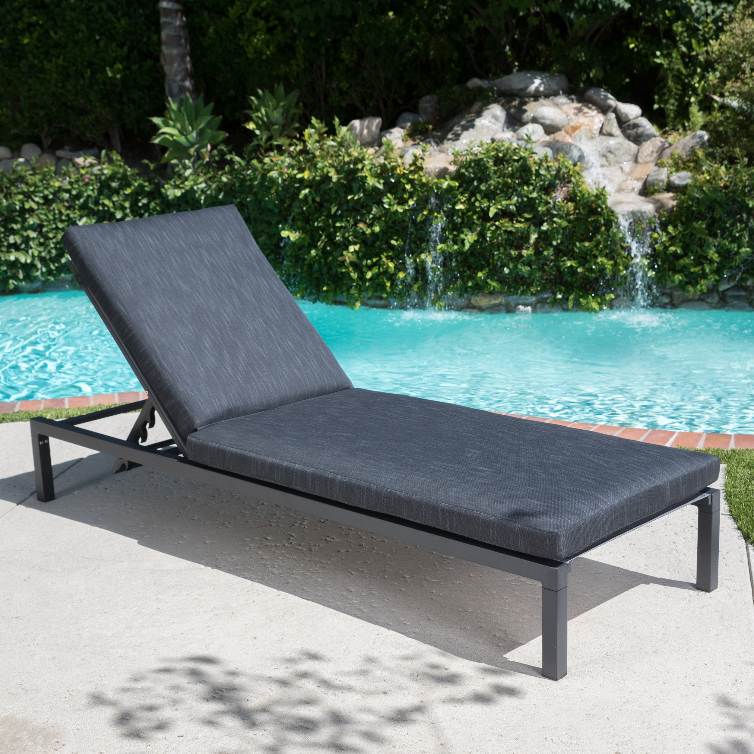 Navan Chaise Lounge - Dark